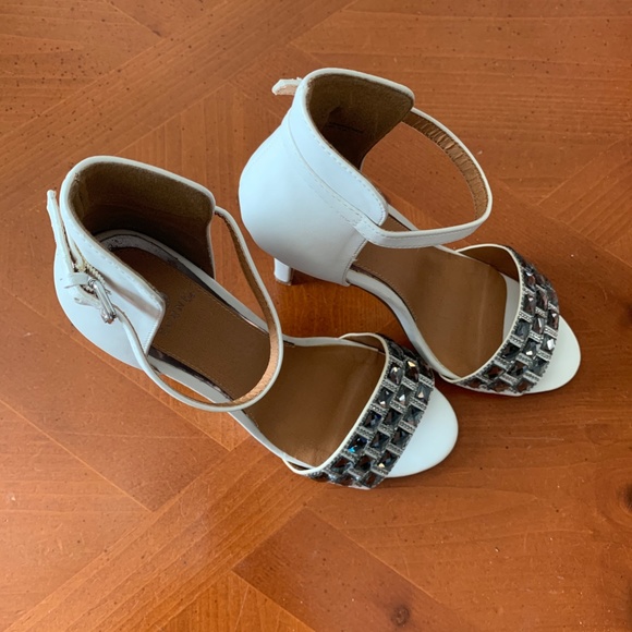 Scene/Maricka - Picture 2 of 6